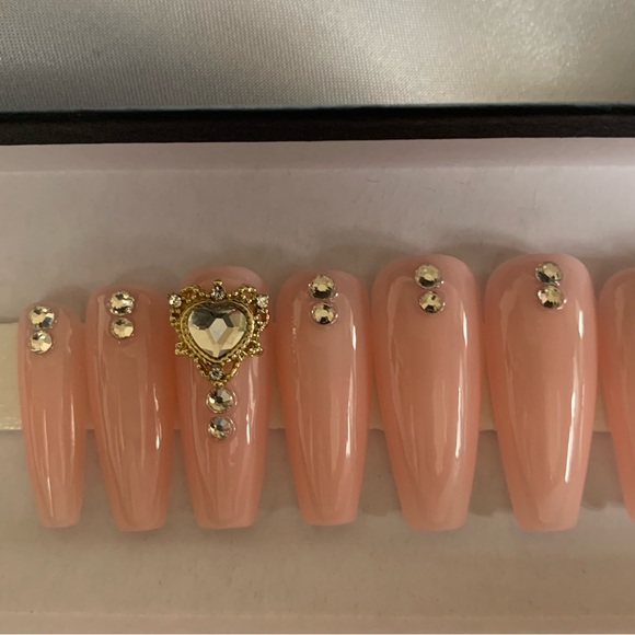 Long Coffin Soft Sheer Pink Nails - Picture 5 of 5